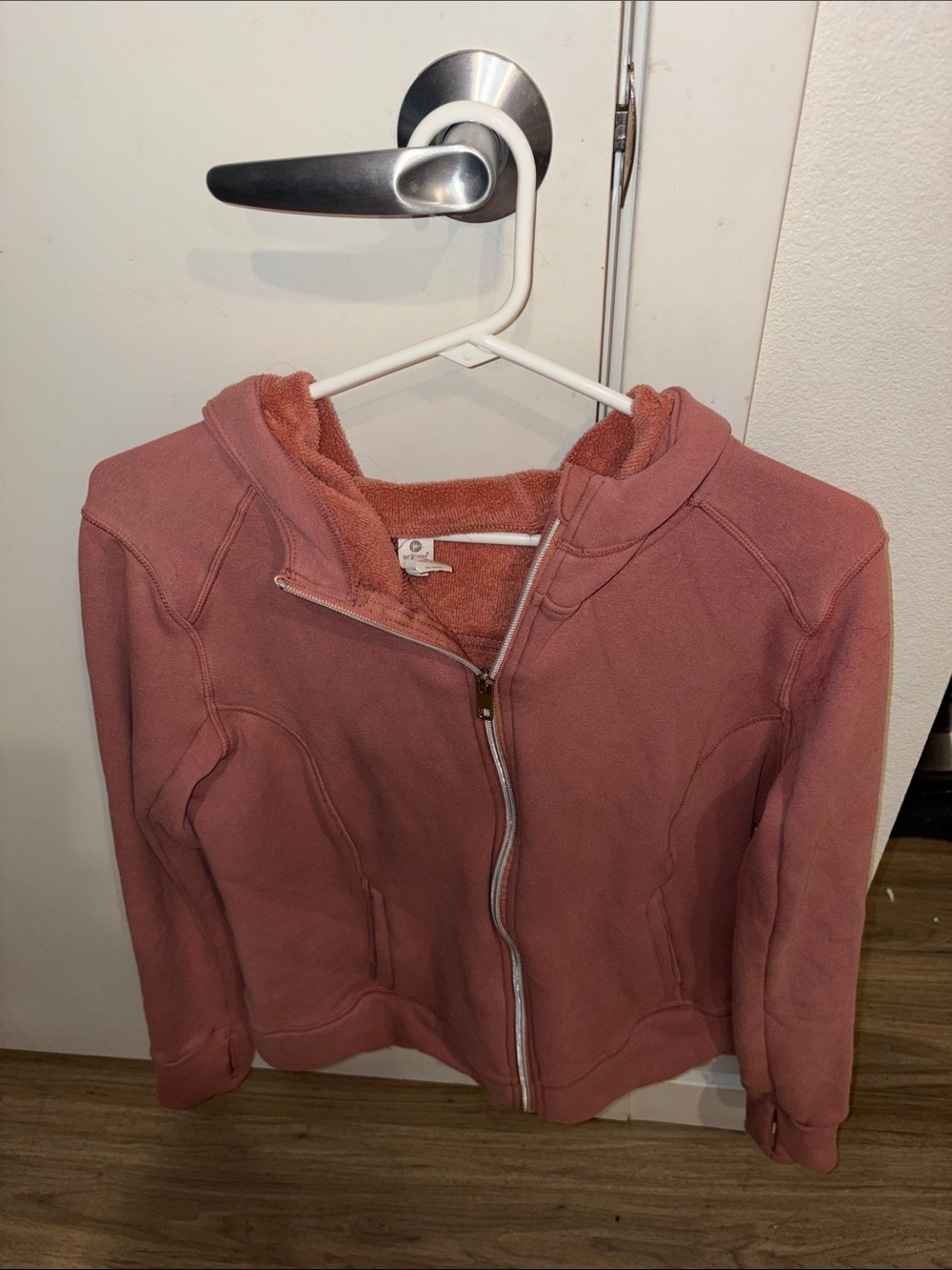 Cozy Zip-Up Hoodie in Dusty Rose